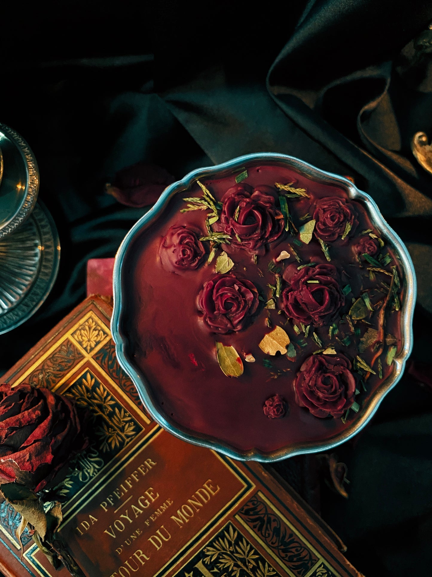 Étincelle des Fleurs Meurtries